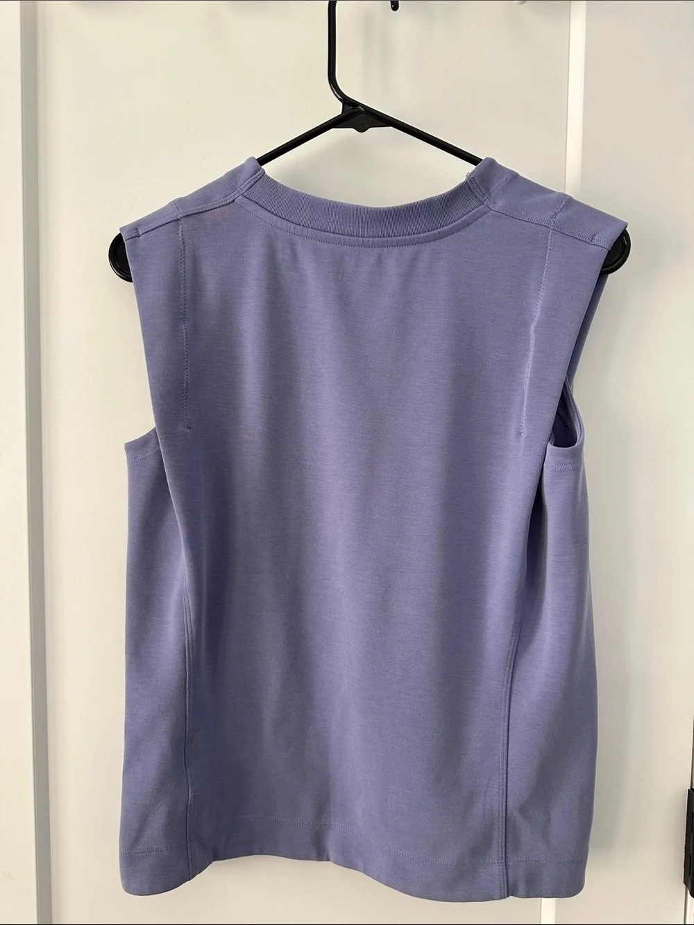 Athleta sleeveless crewneck